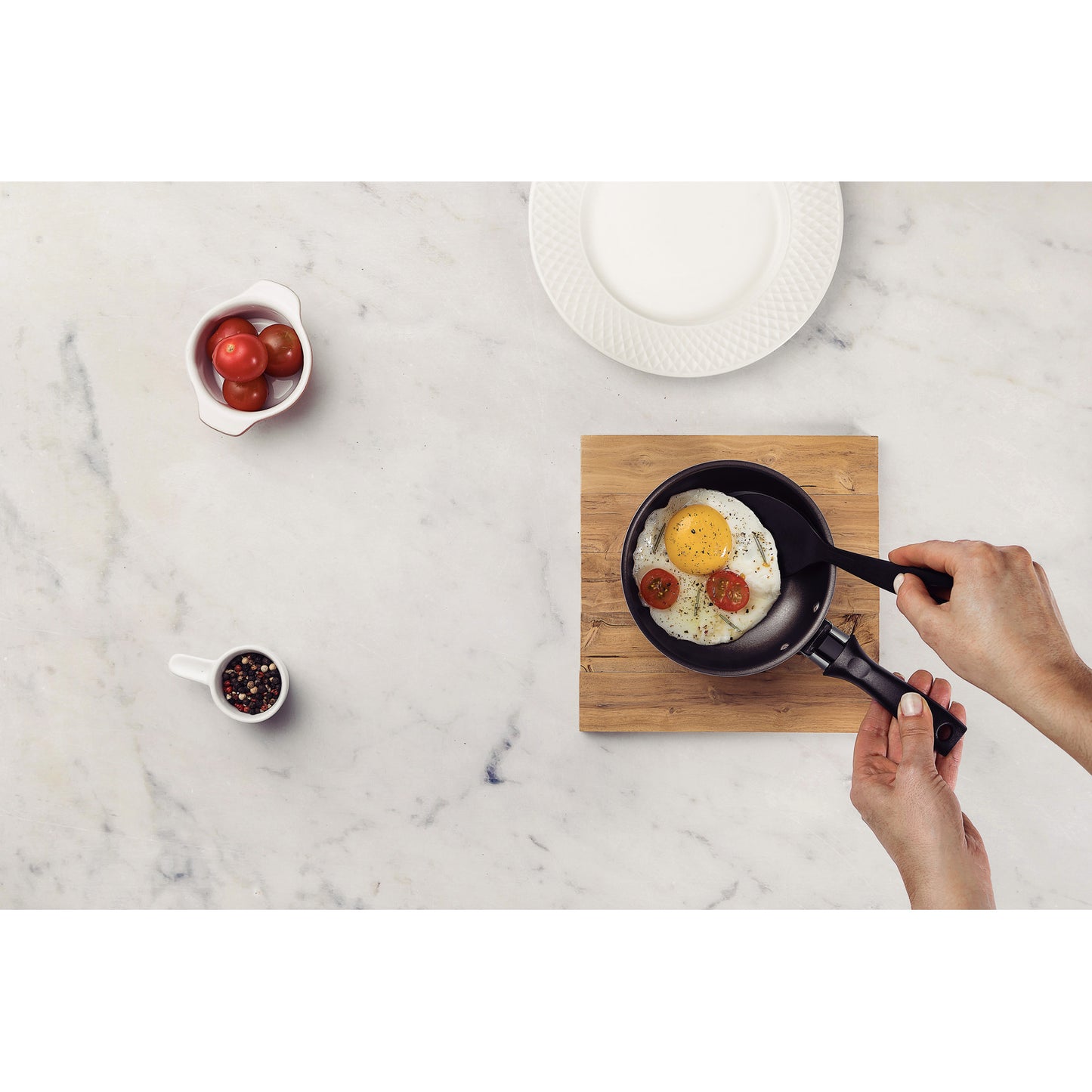 Tramontina Ability Black Nylon Egg Spatula-25166/100